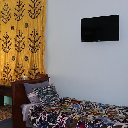 Guest House Ikathouse Marghilon Bagian luar foto