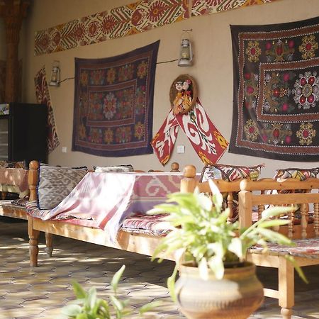 Guest House Ikathouse Marghilon Bagian luar foto