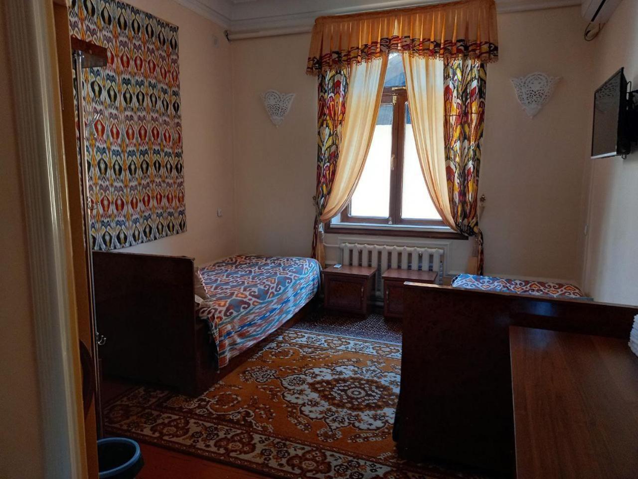 Guest House Ikathouse Marghilon Bagian luar foto
