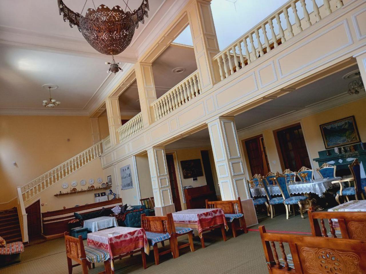 Guest House Ikathouse Marghilon Bagian luar foto