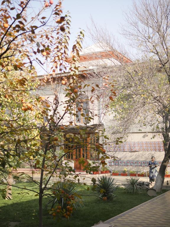 Guest House Ikathouse Marghilon Bagian luar foto